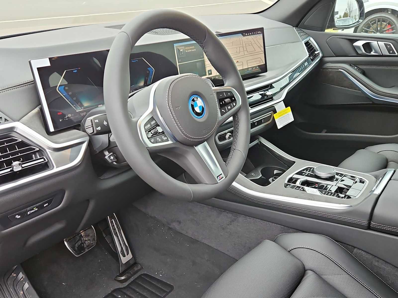 Used 2026 BMW X5 xDrive50e AWD/4WD image 10