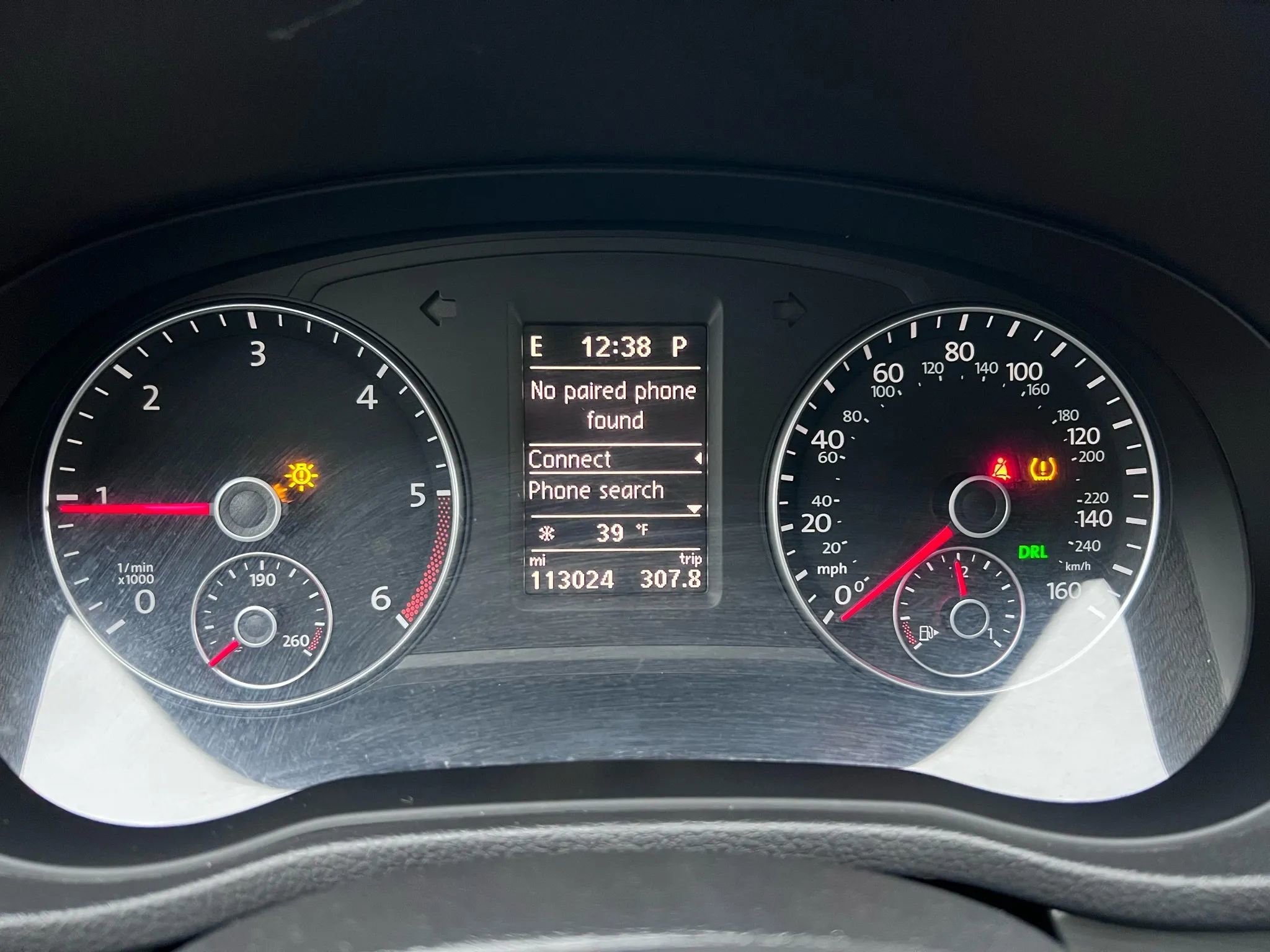 Used 2015 Volkswagen Passat TDI SE FWD image 9