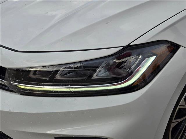 Used 2025 Volkswagen Jetta Sport image 9