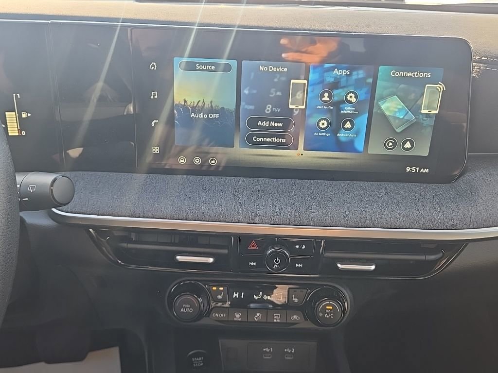 New 2026 Nissan Kicks SV w/ SV Premium Package image 17