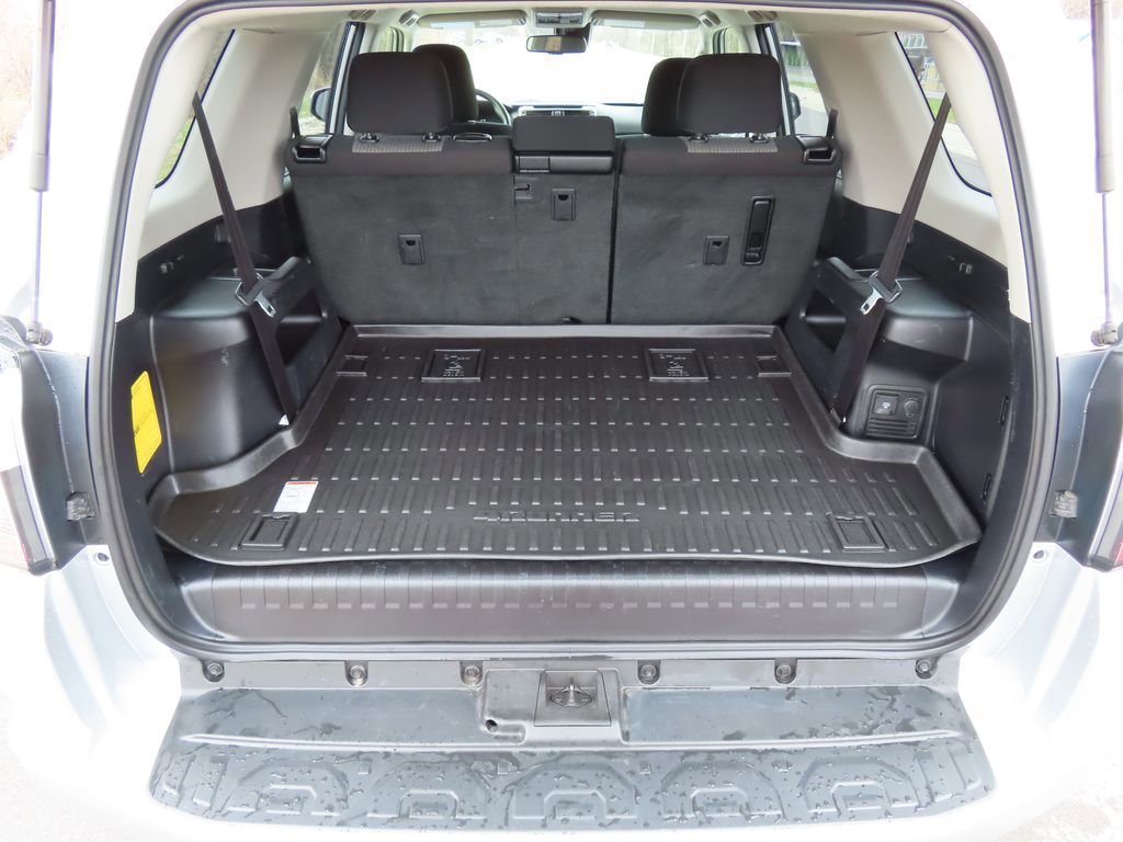 Used 2023 Toyota 4Runner SR5 image 15