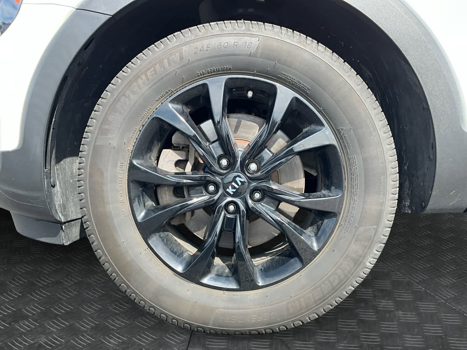 Used 2021 Kia Telluride LX AWD/4WD image 11