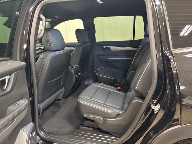 Used 2025 Buick Enclave Preferred image 16