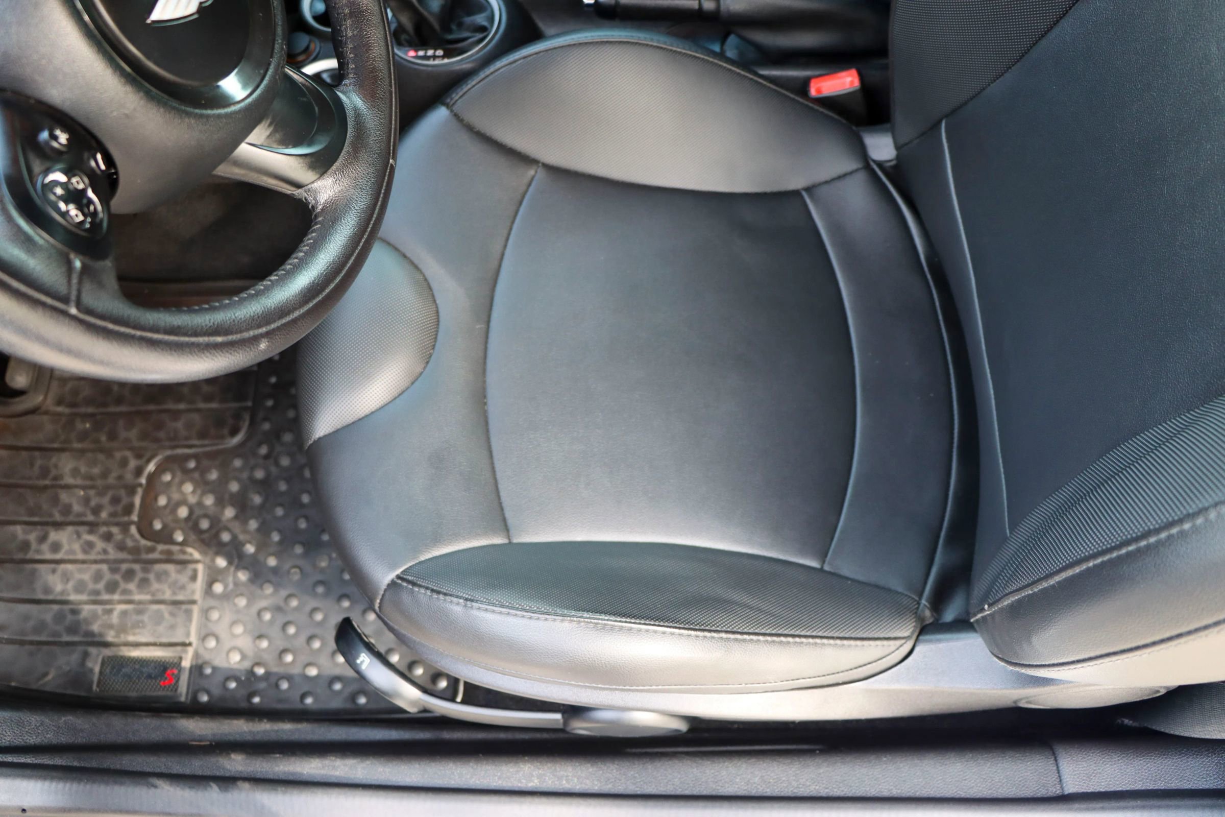 Used 2013 MINI Cooper Coupe S FWD image 12
