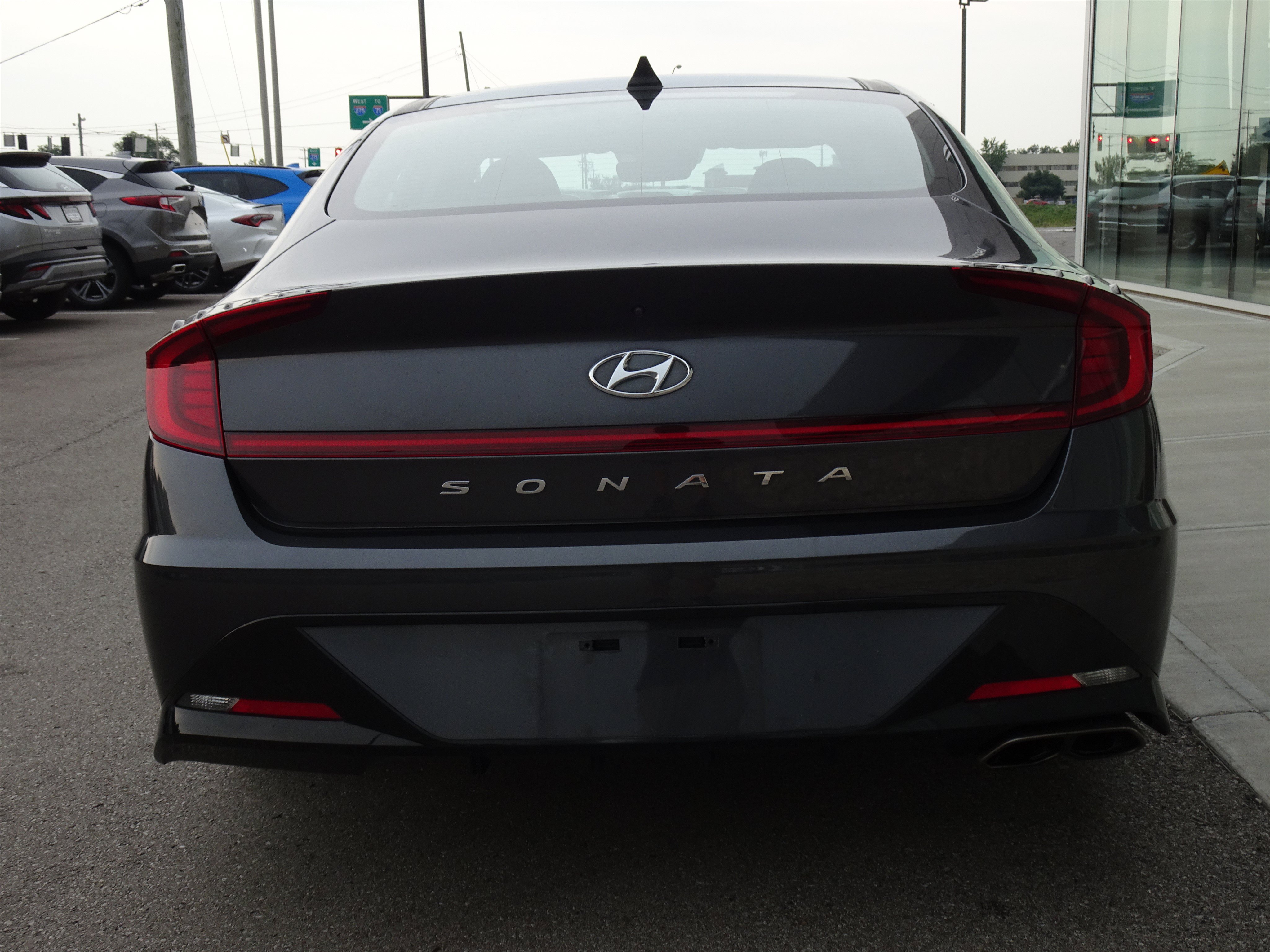 Used 2020 Hyundai Sonata SEL w/ Convenience + Sunroof Package FWD image 4