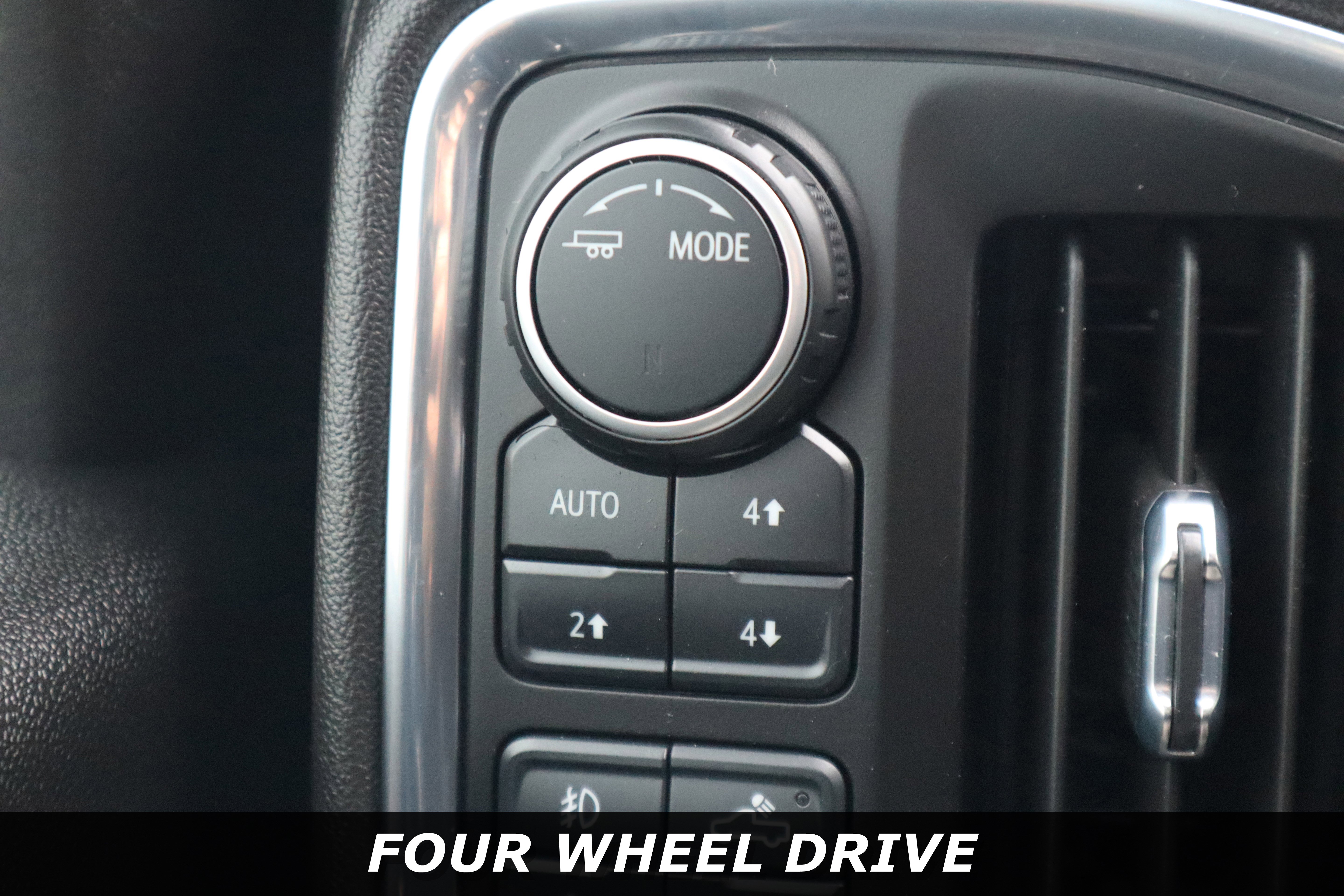 Used 2023 Chevrolet Silverado 2500 High Country w/ Technology Package image 25