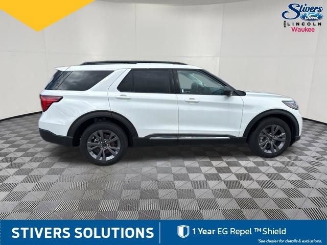 Used 2025 Ford Explorer Active w/ Active Comfort Package AWD/4WD image 5