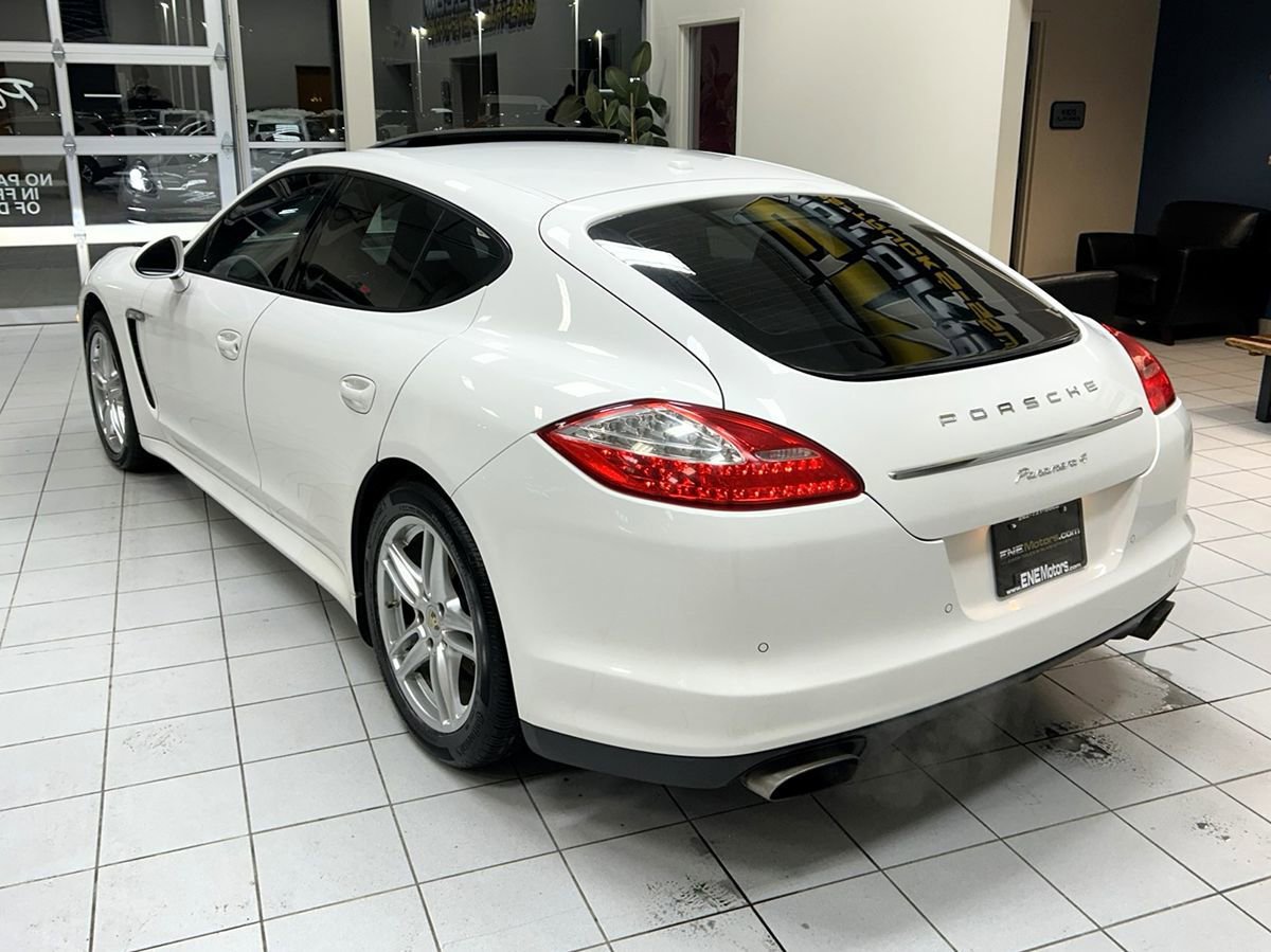 Used 2012 Porsche Panamera 4 image 61