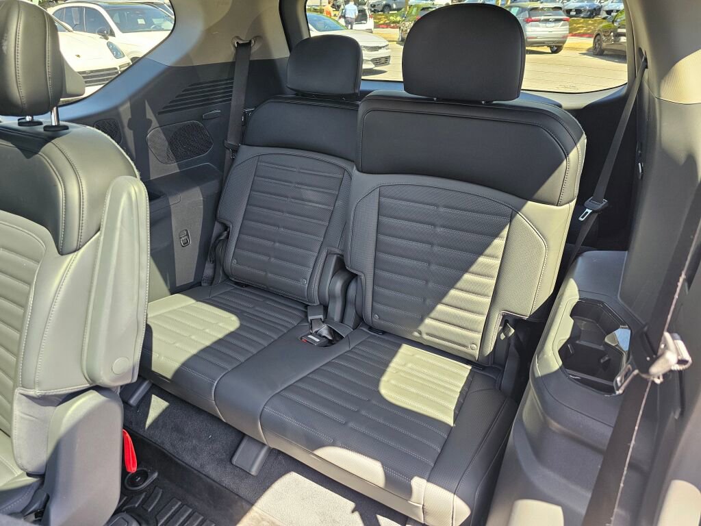 Certified 2024 Kia EV9 Land AWD/4WD image 25