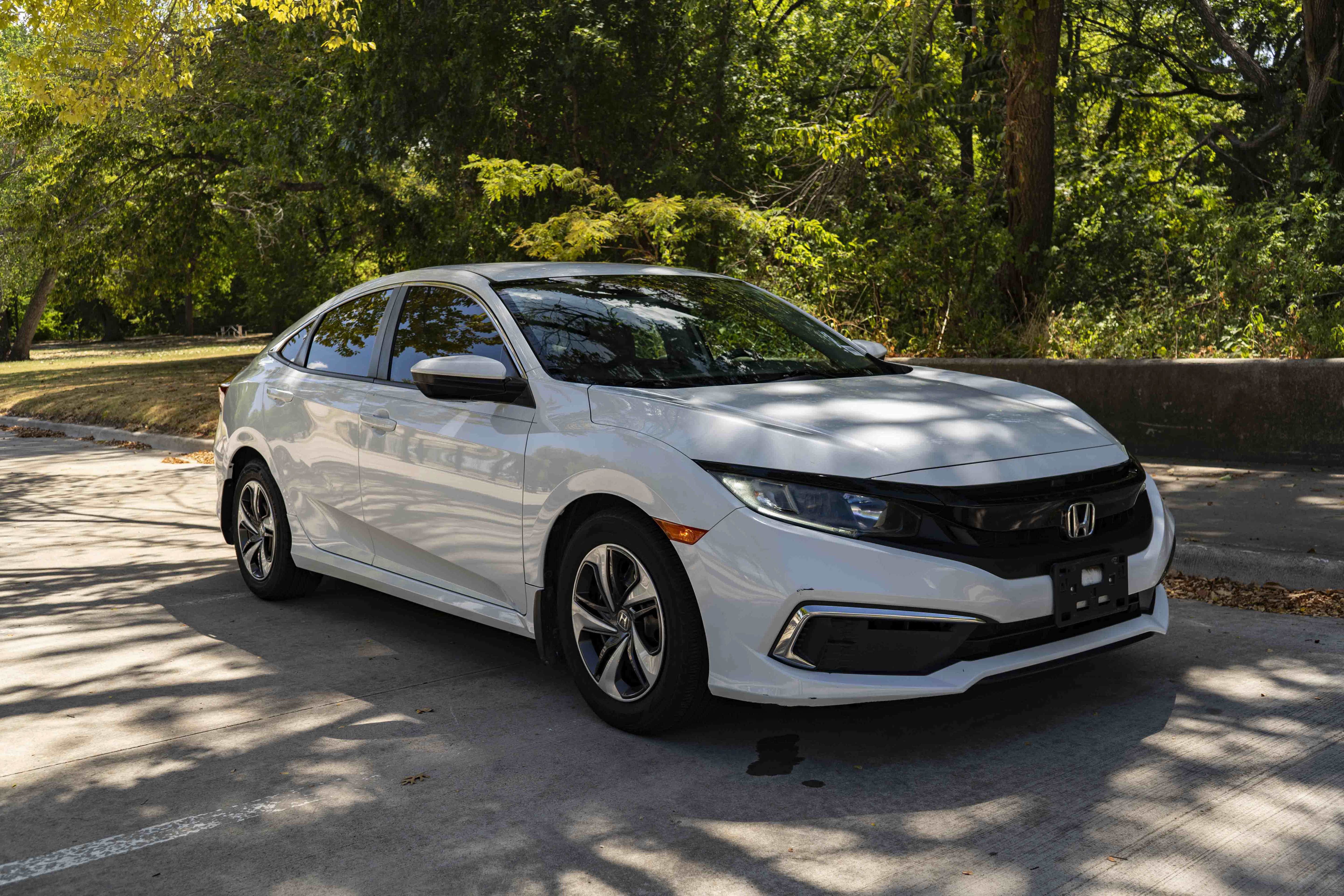 Used 2019 Honda Civic LX image 2