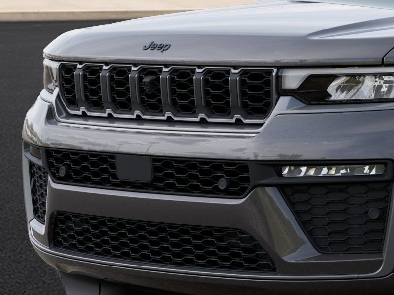New 2026 Jeep Grand Cherokee Limited AWD/4WD image 11