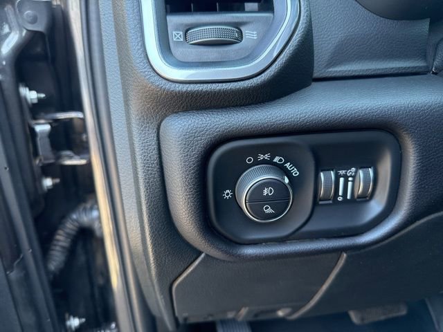 Used 2022 RAM 2500 Laramie AWD/4WD image 18