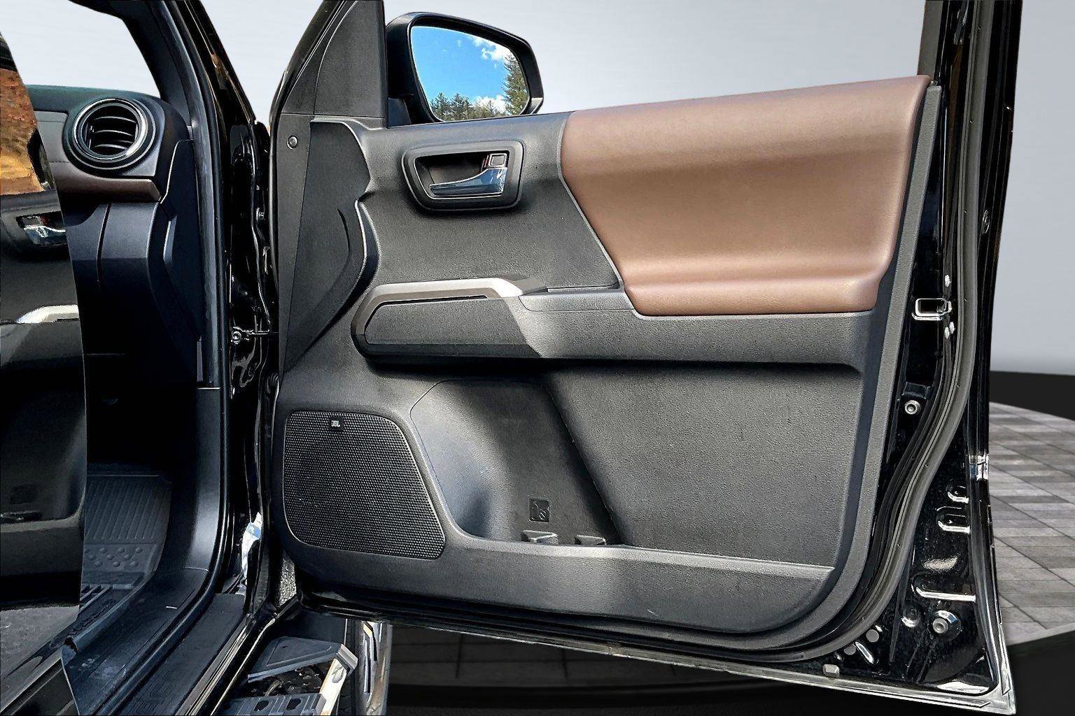 Used 2023 Toyota Tacoma Limited image 26