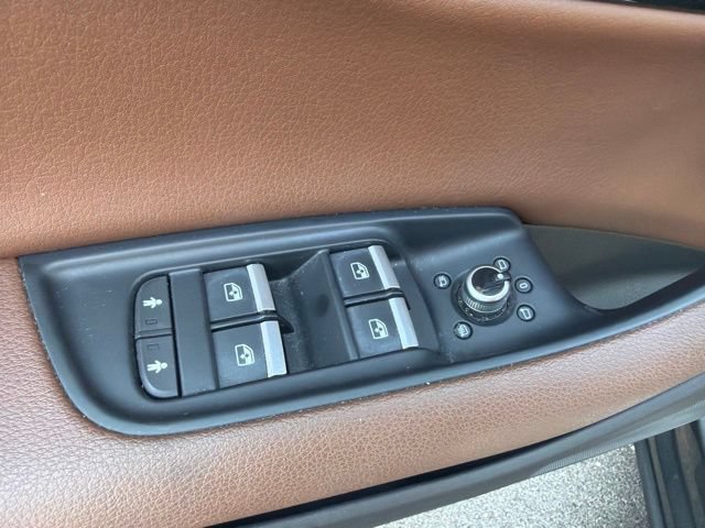 Used 2019 Audi Q7 3.0T Premium w/ Cold Weather Package AWD/4WD image 14
