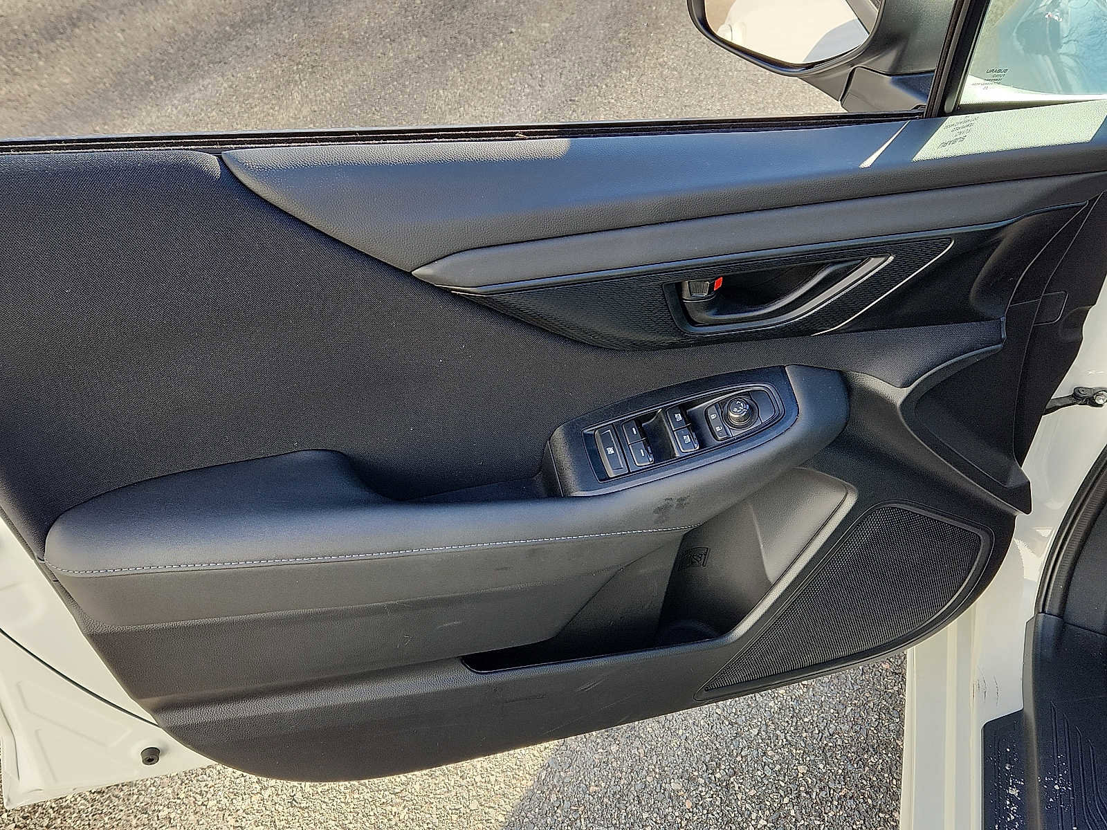 Certified 2025 Subaru Legacy image 12