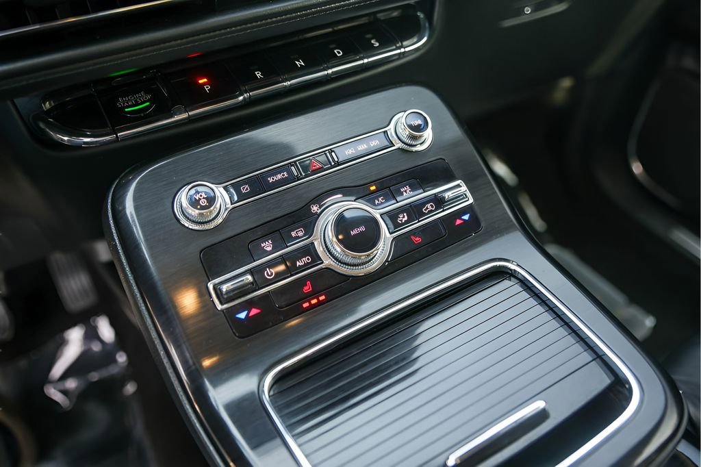 Used 2021 Lincoln Nautilus FWD w/ Equipment Group 101A image 21