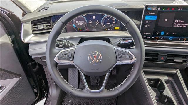New 2026 Volkswagen Tiguan SE image 14