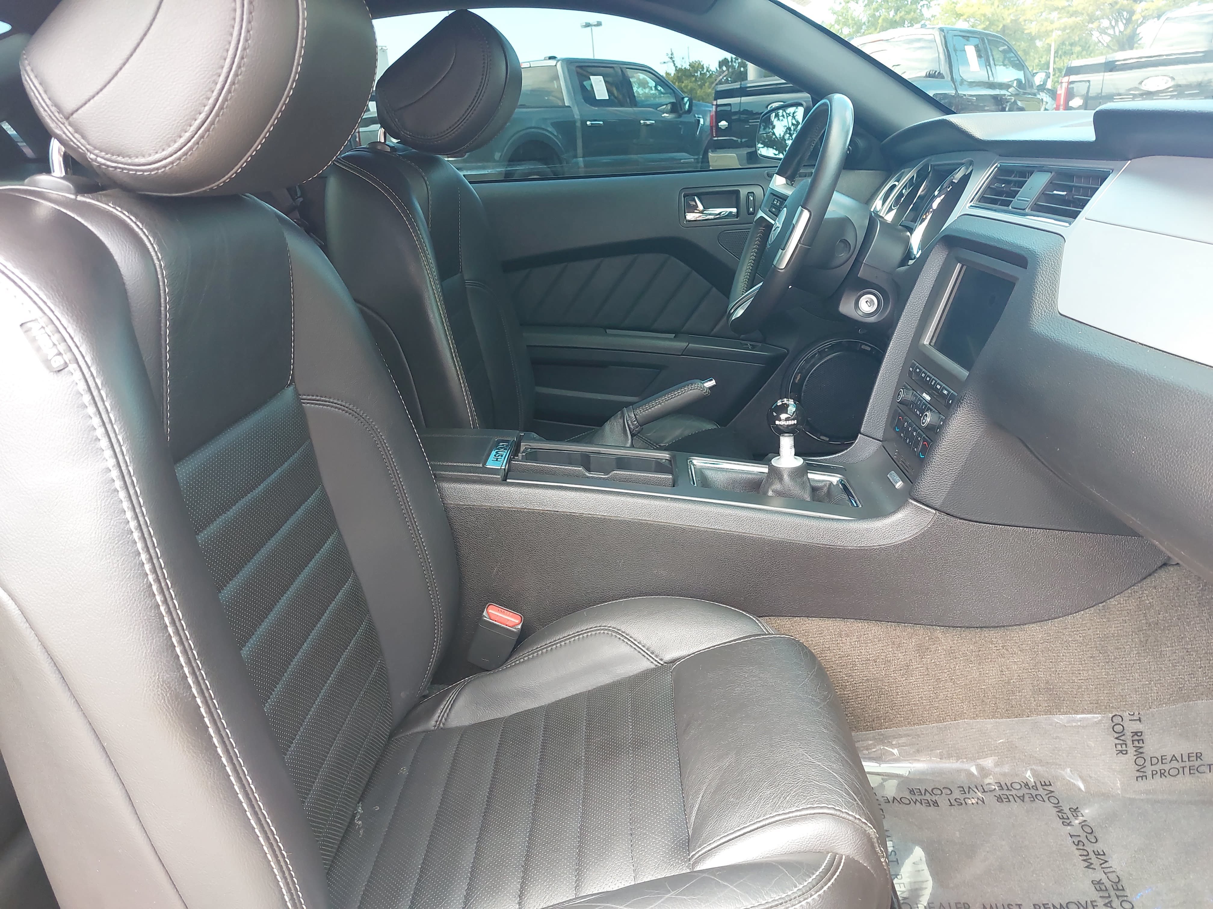 Used 2014 Ford Mustang GT Premium w/ GT Track Package RWD image 10