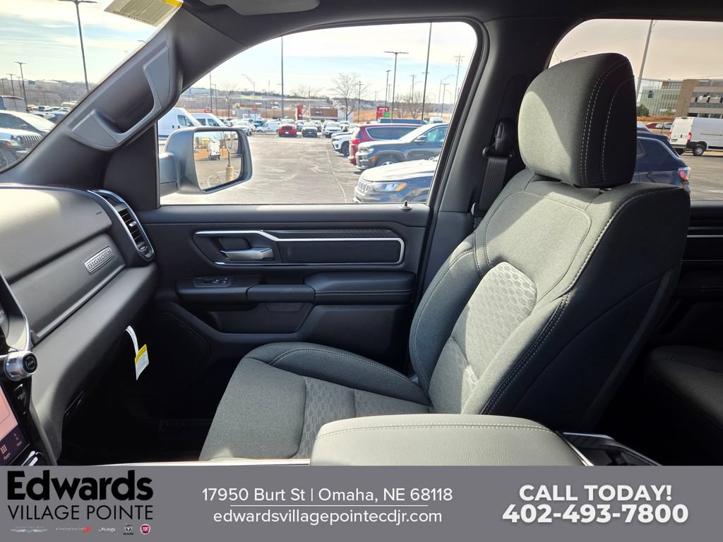 New 2026 RAM 1500 Big Horn AWD/4WD image 23
