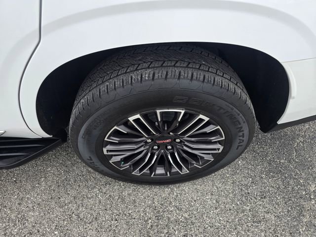 Used 2025 GMC Yukon Elevation w/ LPO, Elevation Black Package RWD image 37