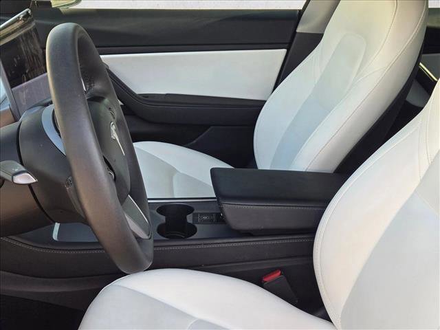 Used 2021 Tesla Model 3 Performance image 18