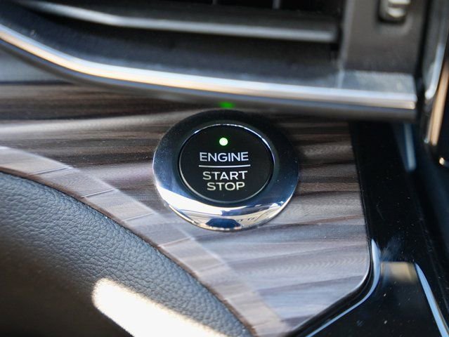 Used 2021 Ford Explorer Limited w/ Equipment Group 301A image 27