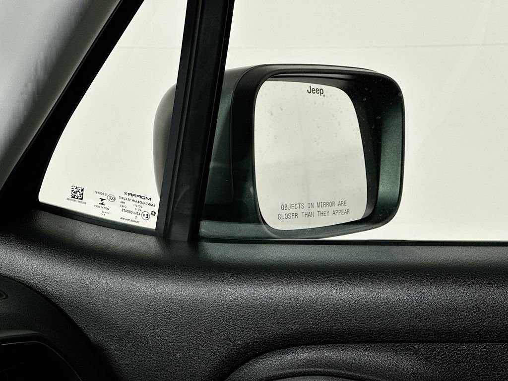 Used 2021 Jeep Renegade Limited image 25