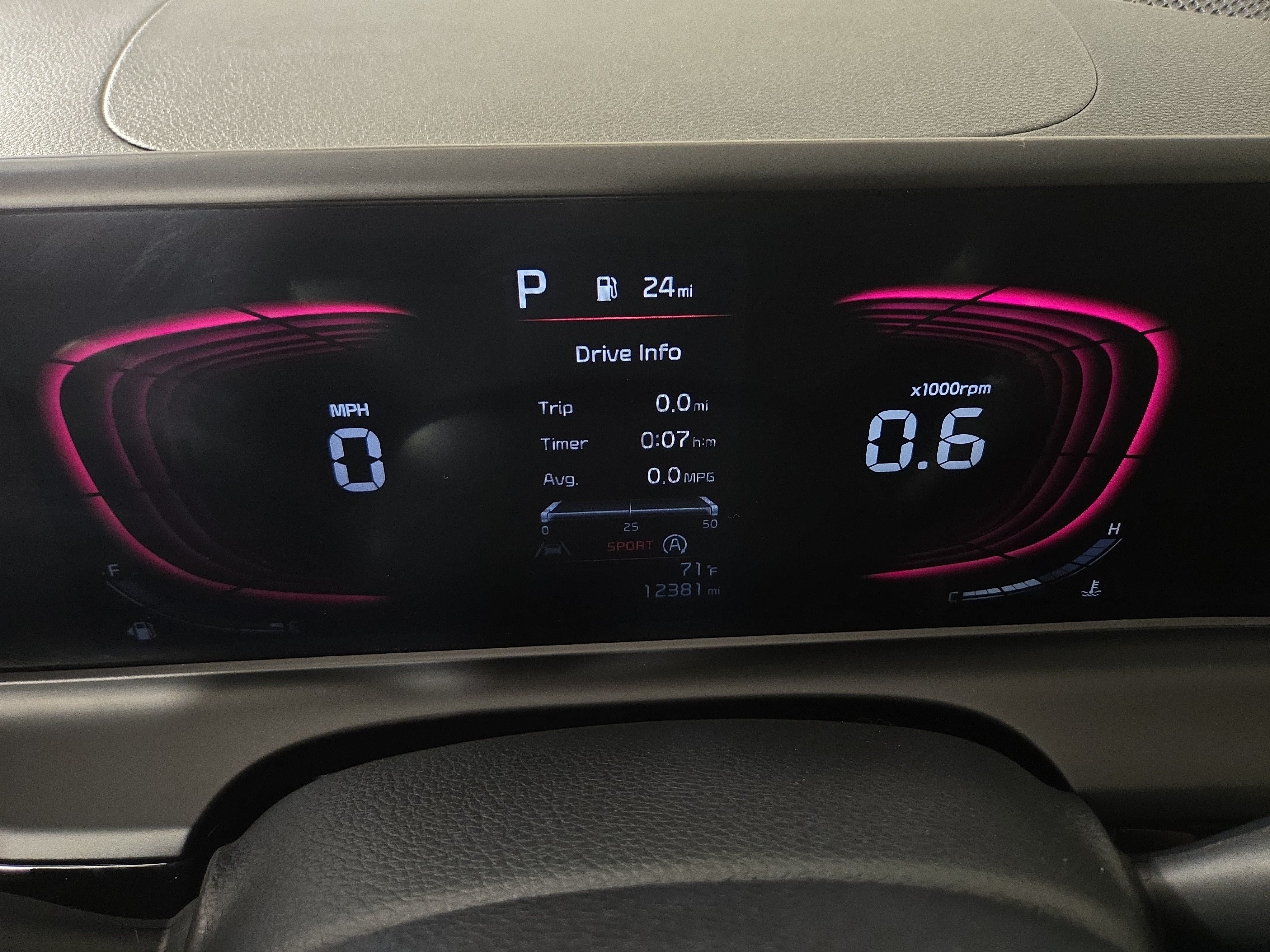 Used 2025 Kia Seltos S AWD/4WD image 17