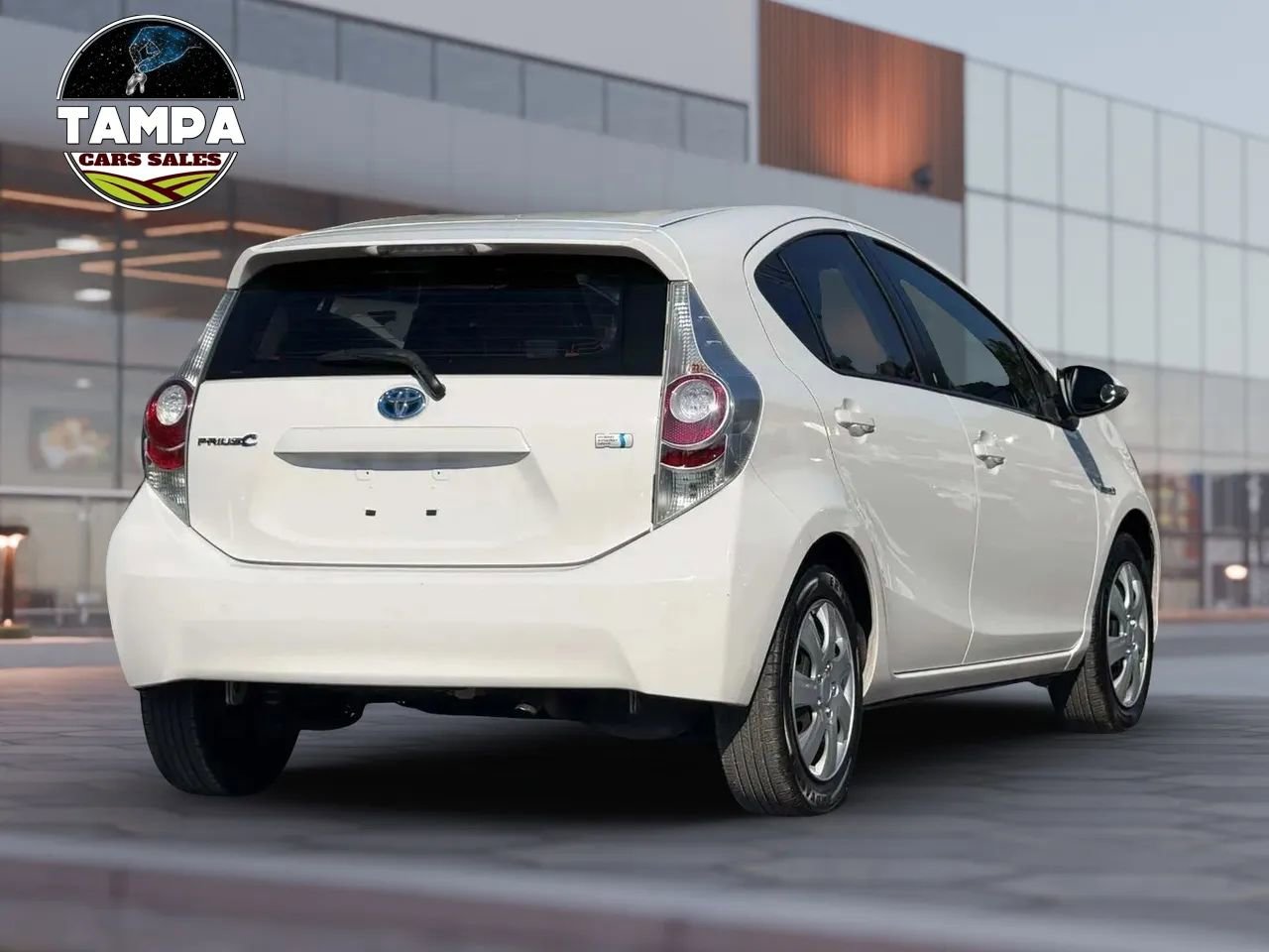 Used 2012 Toyota Prius C One FWD image 5