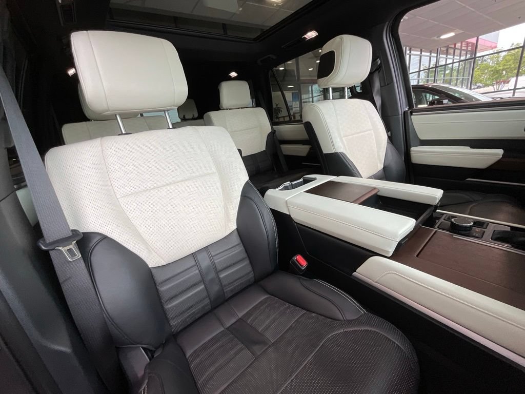 Certified 2024 Toyota Sequoia Capstone AWD/4WD image 18