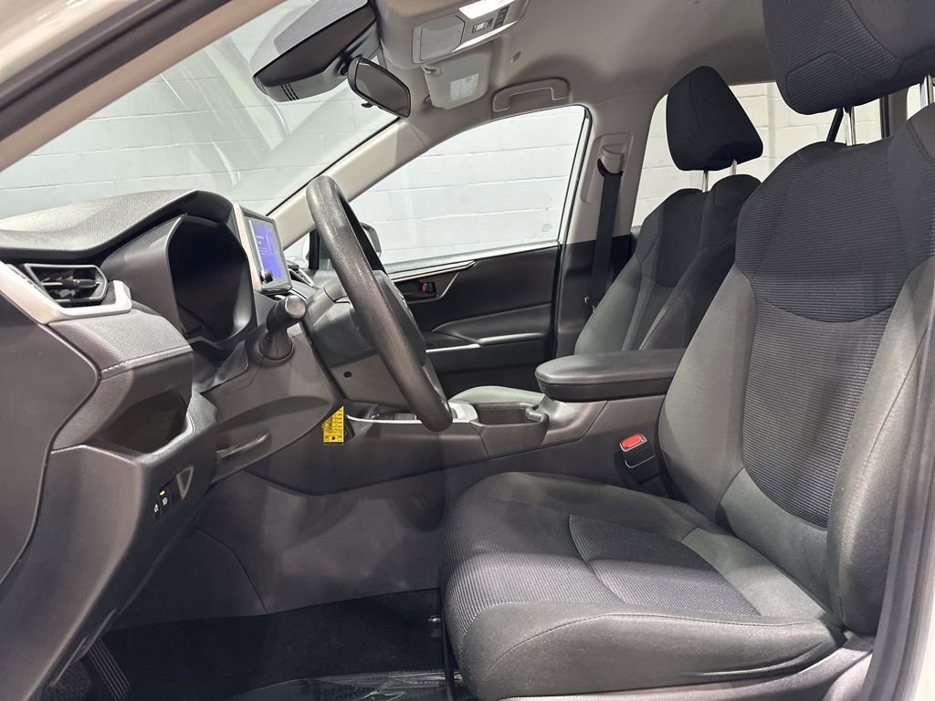 Used 2023 Toyota RAV4 LE image 12