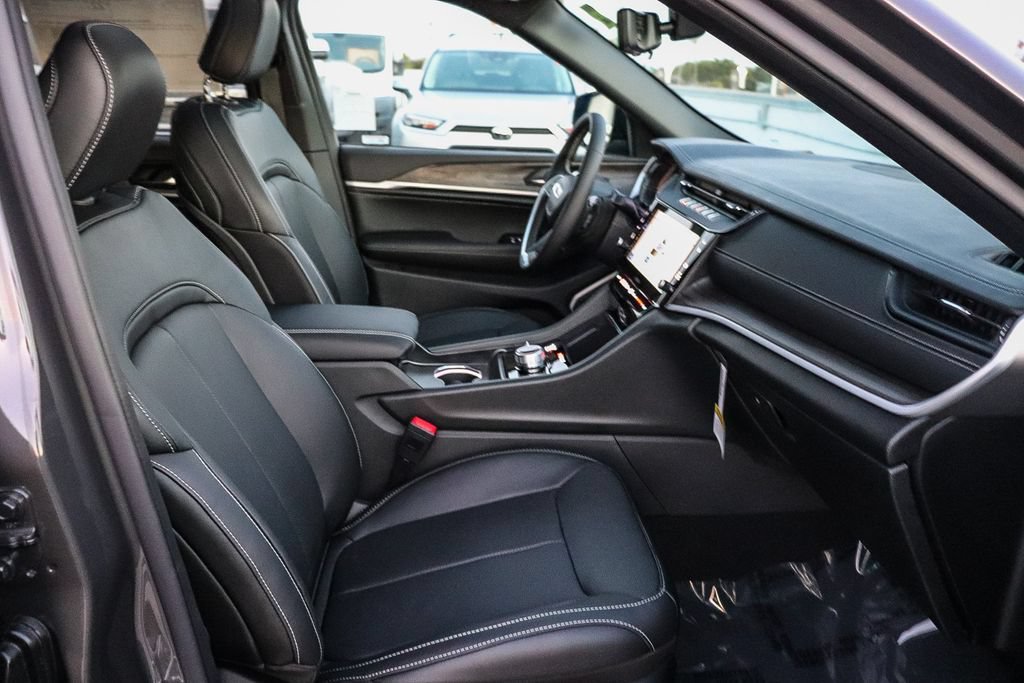 New 2026 Jeep Grand Cherokee Limited AWD/4WD image 20