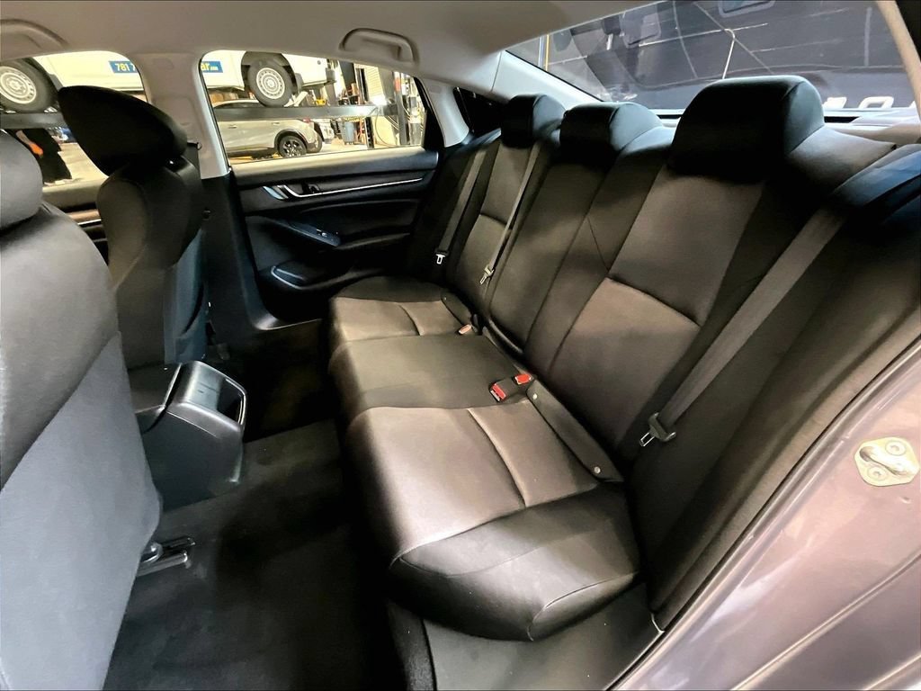 Used 2018 Honda Accord LX image 15