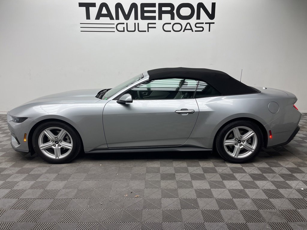 Used 2026 Ford Mustang Premium image 23