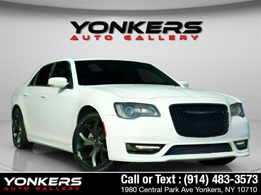 Used 2021 Chrysler 300 Touring L image 11