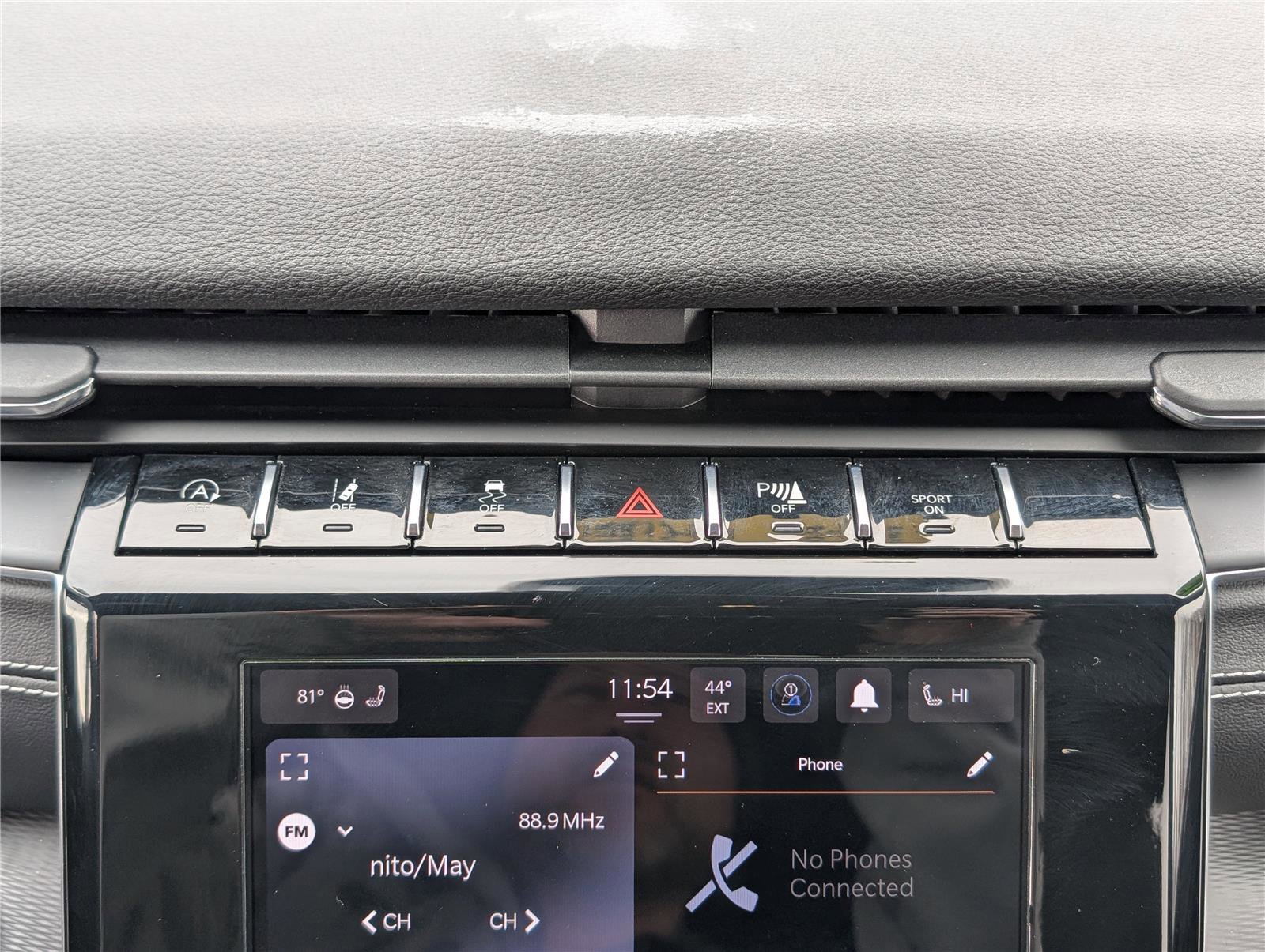 Used 2023 Jeep Grand Cherokee Altitude image 28