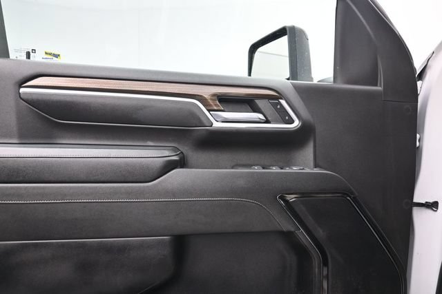 Used 2024 Chevrolet Silverado 2500 LT AWD/4WD image 13