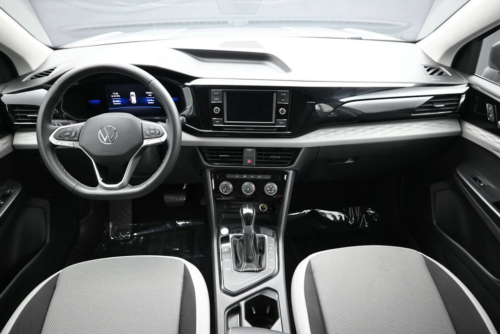 Used 2023 Volkswagen Taos S FWD image 15