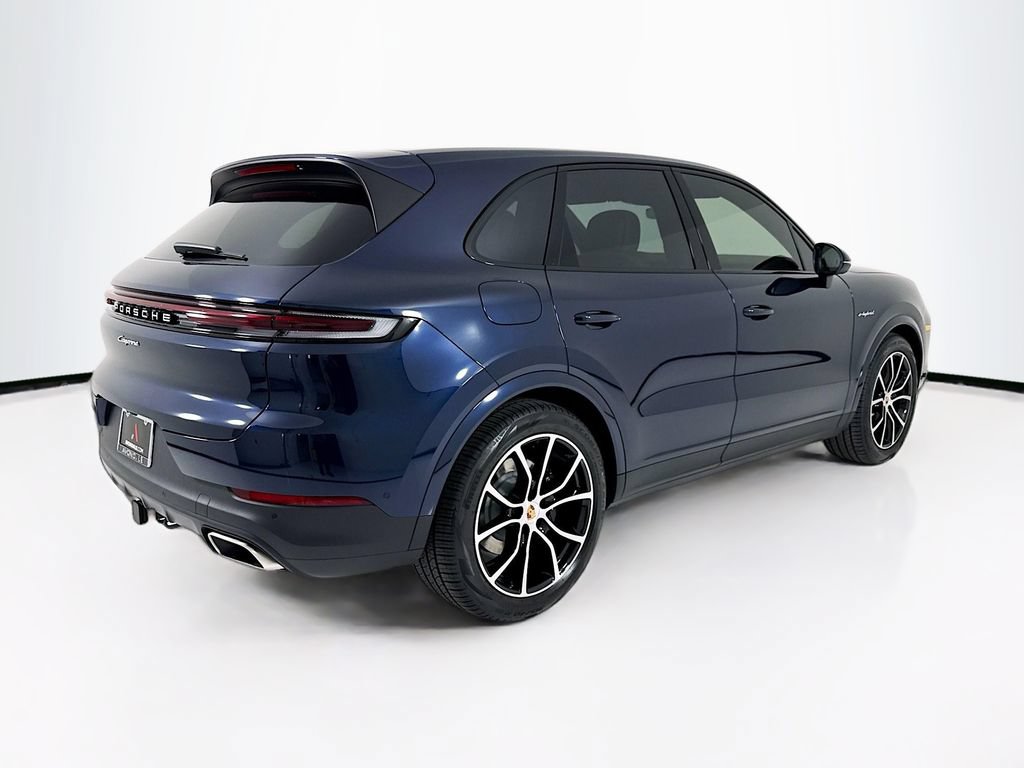 New 2026 Porsche Cayenne E-Hybrid AWD/4WD image 9