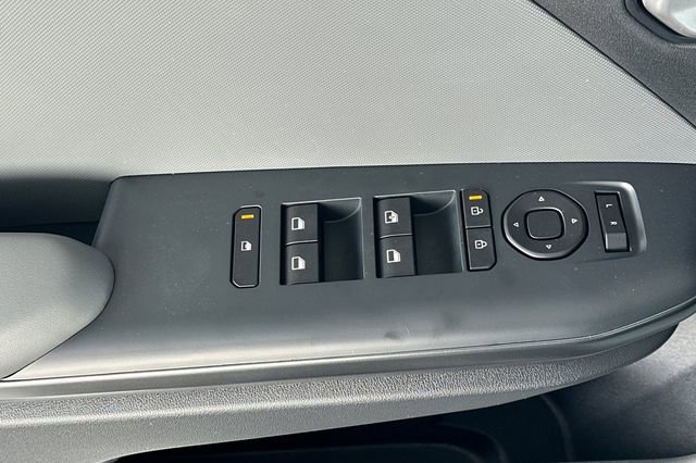New 2026 Kia K4 FWD image 13
