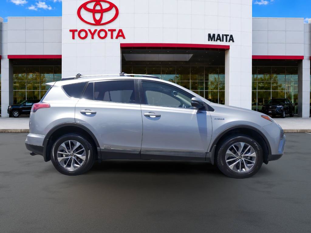 Certified 2017 Toyota RAV4 XLE w/ Cargo Management Package AWD/4WD image 2