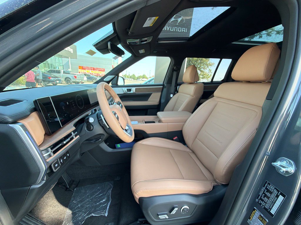New 2027 Hyundai Santa Fe Limited w/ Tow & Go Package AWD/4WD image 24