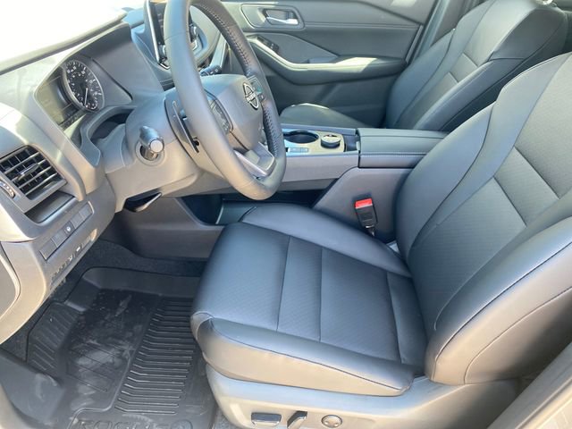 New 2026 Nissan Rogue SV image 10