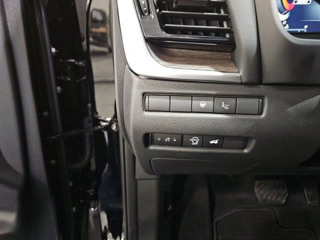 New 2026 Nissan Rogue Platinum image 12