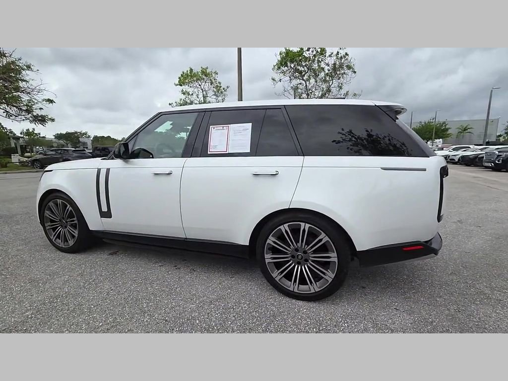 Used 2024 Land Rover Range Rover SE AWD/4WD image 38