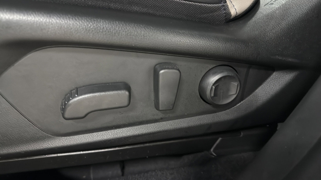 Certified 2025 Subaru Forester Limited w/ Popular Package #2 image 16