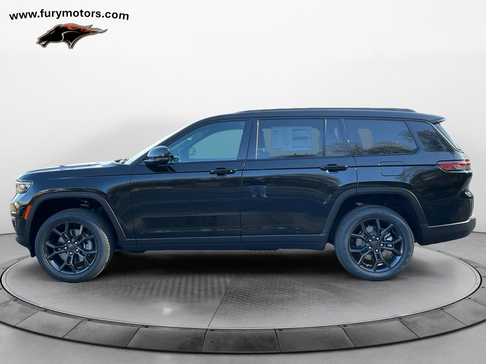 New 2025 Jeep Grand Cherokee L Limited w/ Trailer Tow Package image 6