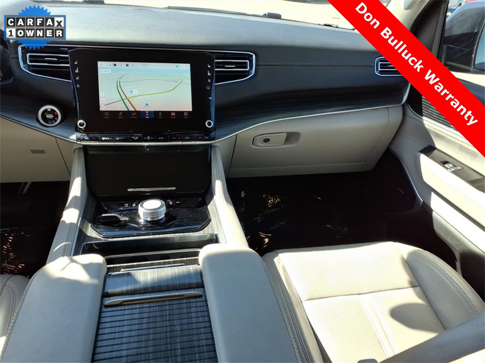 Used 2024 Jeep Wagoneer L Series II w/ Flexible Seating Group image 14