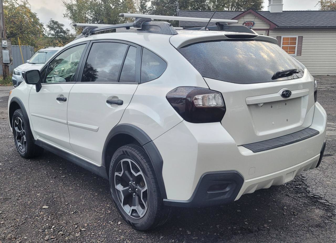 Used 2014 Subaru Crosstrek 2.0i Premium AWD/4WD image 6