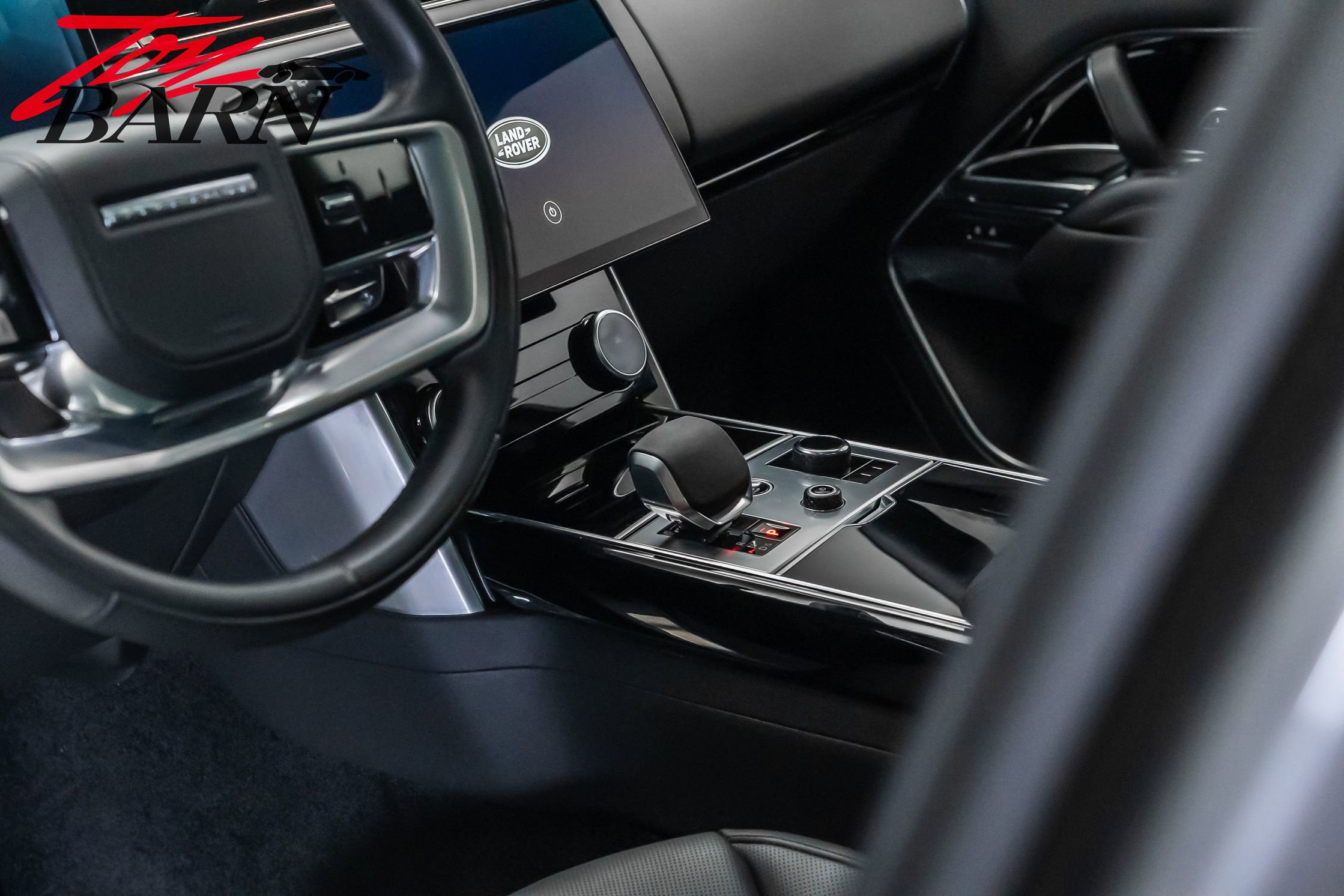 Used 2023 Land Rover Range Rover SE image 28